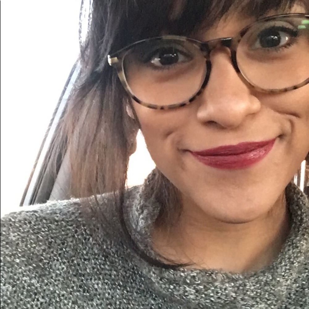 Meet your Posher, Leandra